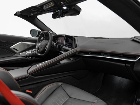 Used 2026 Chevrolet Corvette Z06 RWD image 61