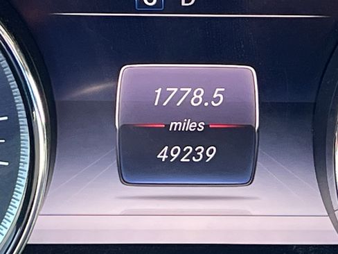 Used 2019 Mercedes-Benz E 300 4MATIC image 22