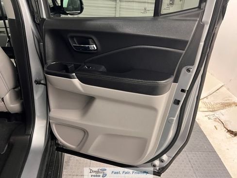 Used 2017 Honda Ridgeline RTL-E image 33