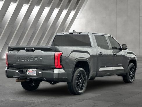 Used 2025 Toyota Tundra Limited AWD/4WD image 3