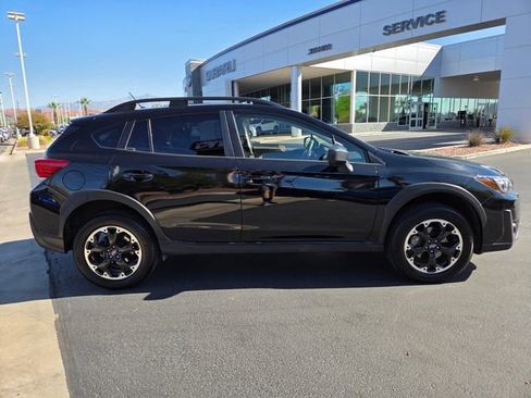 Used 2023 Subaru Crosstrek 2.0i image 3