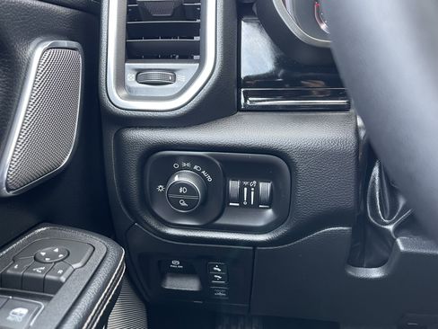 New 2026 RAM 1500 Laramie w/ Night Edition image 40