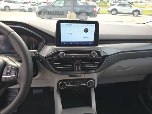 Used 2023 Ford Escape Active FWD image 19