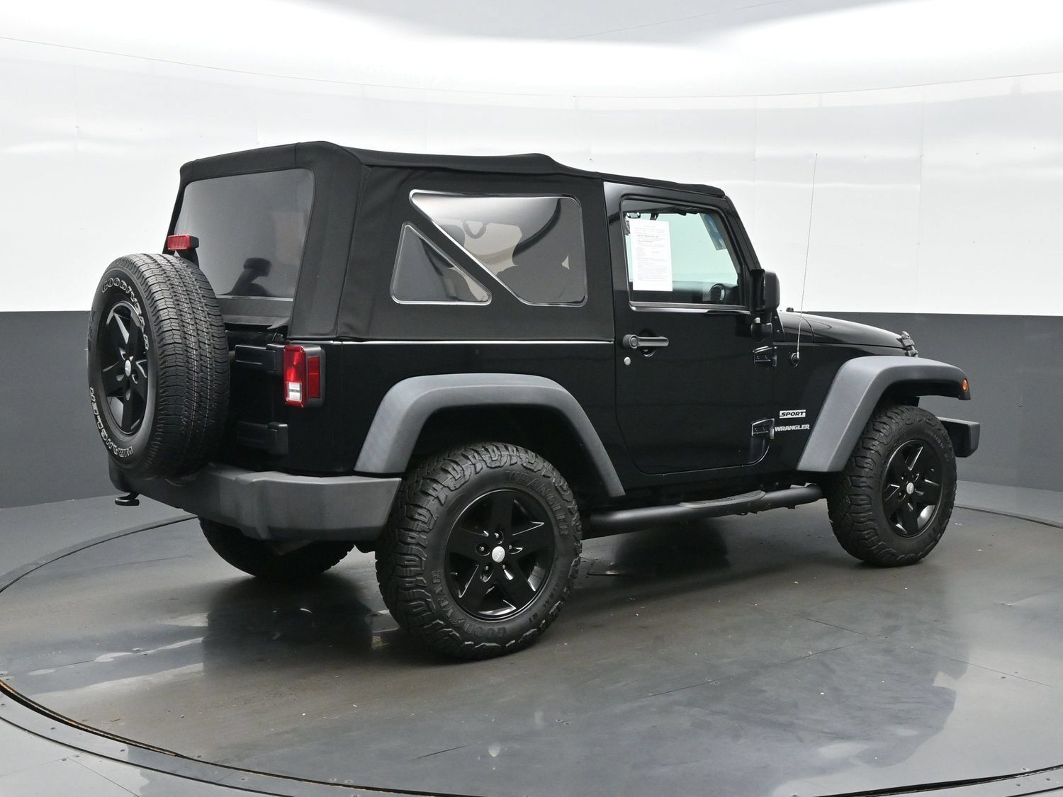 Used 2014 Jeep Wrangler Sport w/ Quick Order Package 24S AWD/4WD image 8