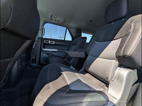 Certified 2023 Ford Explorer XLT AWD/4WD image 34