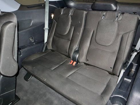 Certified 2022 Ford Explorer XLT image 24