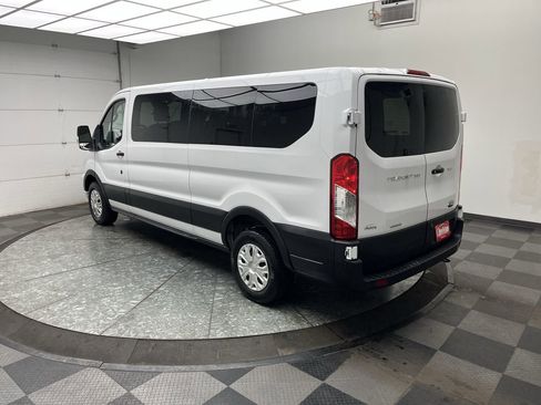 Used 2023 Ford Transit 350 XLT image 2