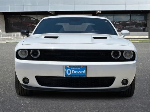 Used 2016 Dodge Challenger R/T w/ Driver Convenience Group RWD image 11