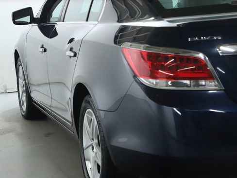 Used 2011 Buick LaCrosse CX image 7