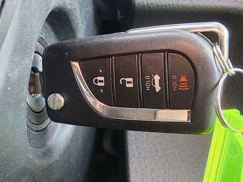 Used 2024 Toyota Camry LE image 23