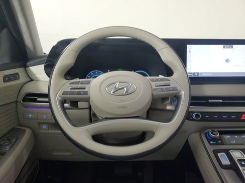 Used 2024 Hyundai Palisade Calligraphy FWD image 16