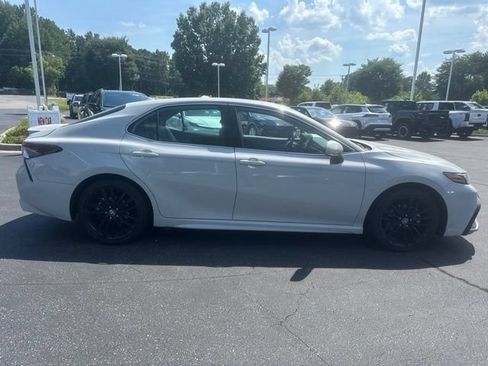 Used 2024 Toyota Camry XSE FWD image 2