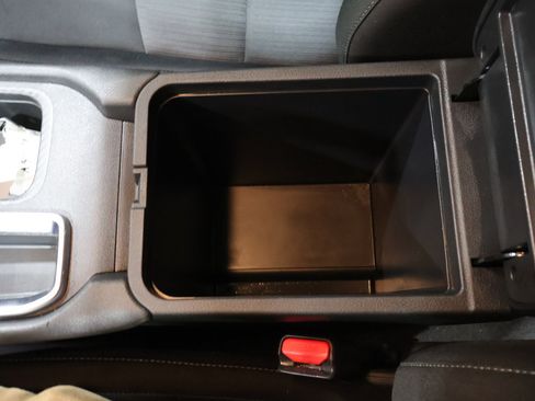 Used 2025 Nissan Sentra SV w/ All-Weather Package FWD image 29