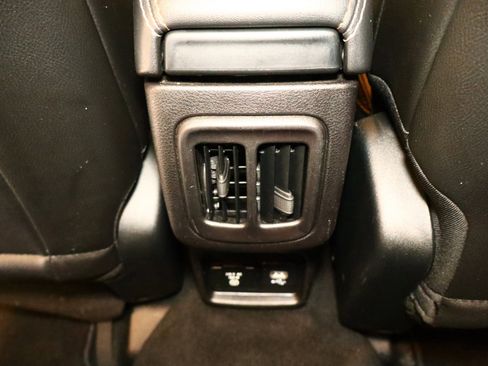 Used 2019 Jeep Compass Latitude w/ Safety & Security Group image 35