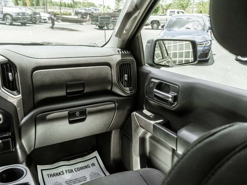 Used 2021 GMC Sierra 1500 4x4 Crew Cab w/ Sierra Value Package image 13