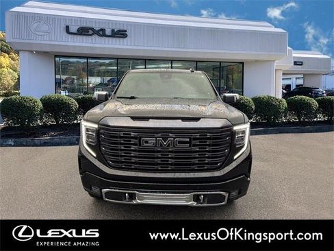 Used 2023 GMC Sierra 1500 Denali Ultimate image 8