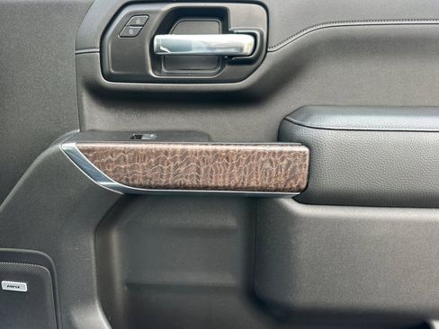 Used 2022 GMC Sierra 2500 Denali w/ Denali Ultimate Package image 20