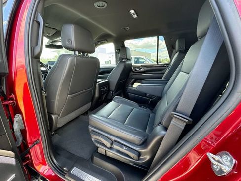 Used 2021 Chevrolet Tahoe LT w/ Luxury Package AWD/4WD image 20