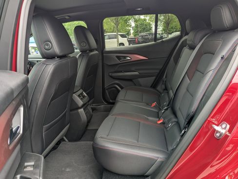 New 2025 Chevrolet Equinox EV RS image 15