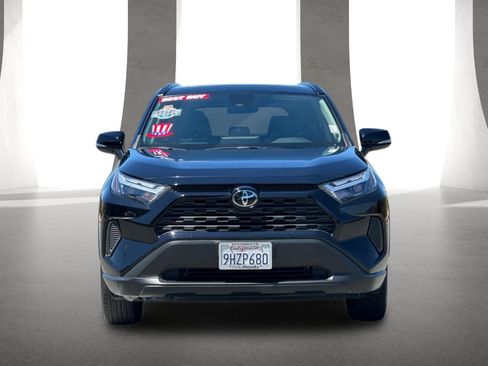 Used 2023 Toyota RAV4 XLE w/ Convenience Package FWD image 9