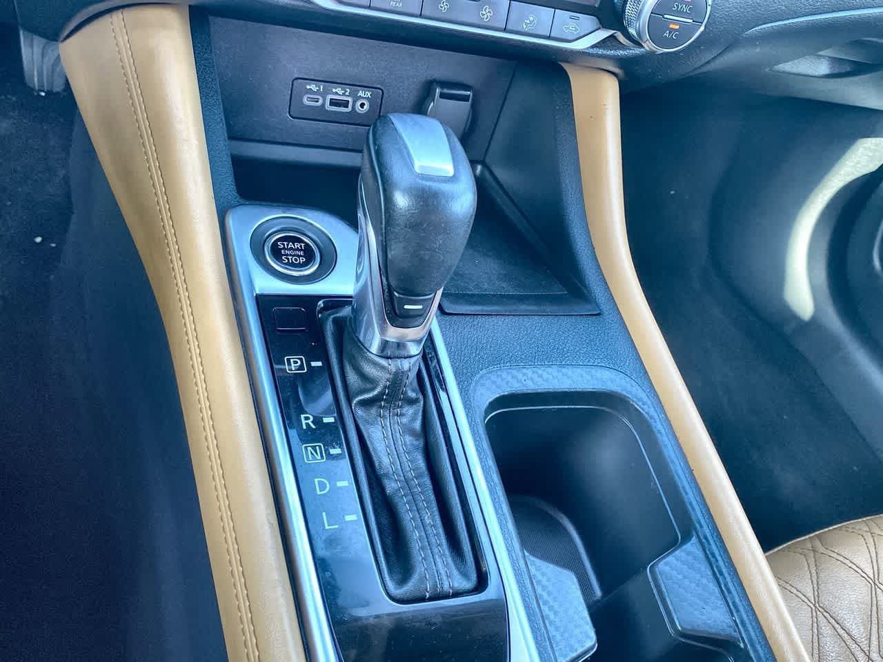 Used 2021 Nissan Sentra SV w/ SV Premium Package FWD image 19