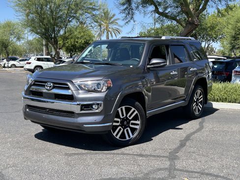 Used 2022 Toyota 4Runner Limited AWD/4WD image 31
