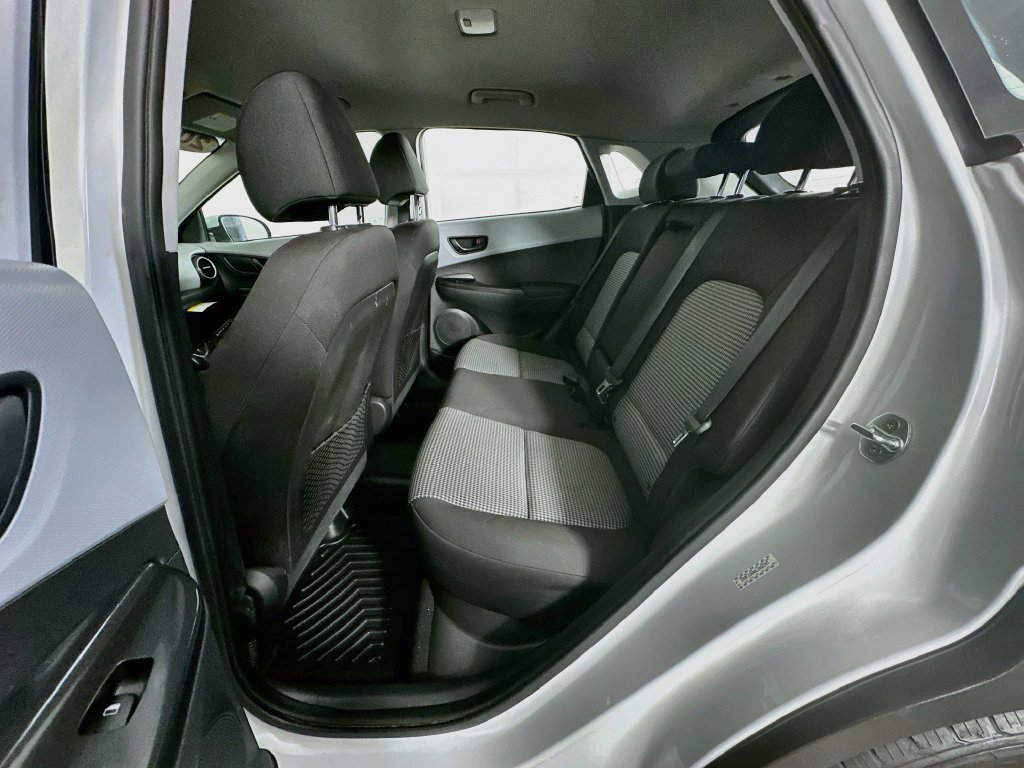 Used 2020 Hyundai Kona SE FWD image 28