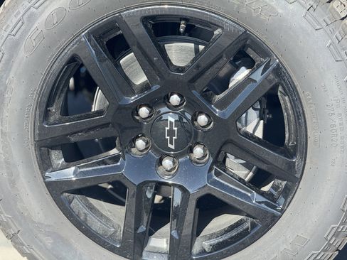 New 2026 Chevrolet Silverado 1500 RST w/ RST Select Package image 9