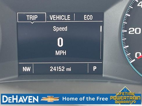 Used 2022 Chevrolet Malibu LT FWD image 11