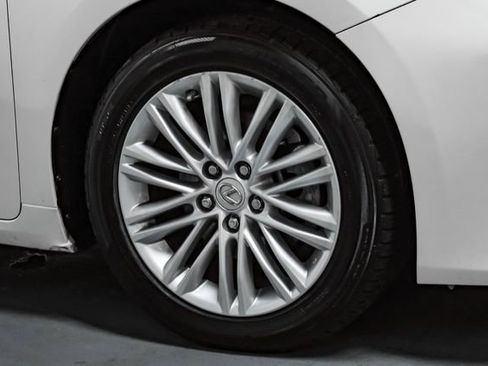 Used 2018 Lexus ES 350 w/ Accessory Package 2 image 54