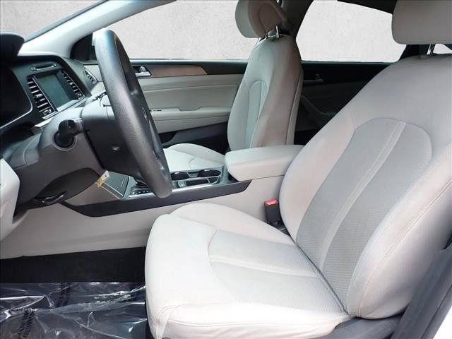 Used 2017 Hyundai Sonata Sport FWD image 9
