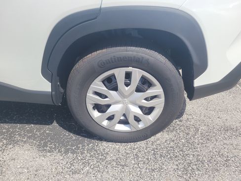 Used 2026 Toyota Corolla Cross L FWD image 11