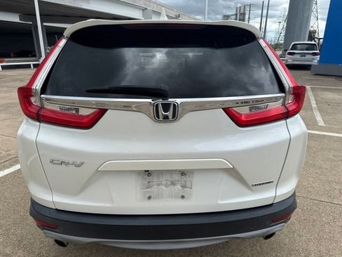 Used 2018 Honda CR-V Touring image 3