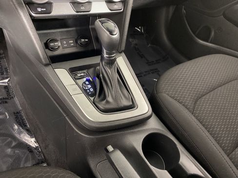 Used 2019 Hyundai Elantra SE w/ Cargo Package image 27