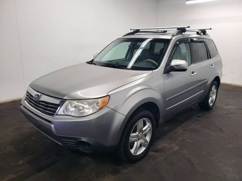 Used 2010 Subaru Forester 2.5X Premium w/ Popular Equipment Group 4B image 1