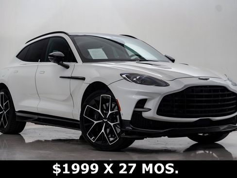 Used 2025 Aston Martin DBX 707 image 1