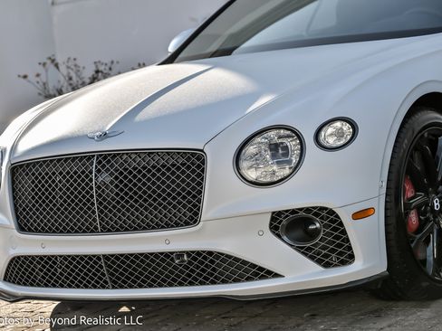 Used 2024 Bentley Continental GT Speed image 5