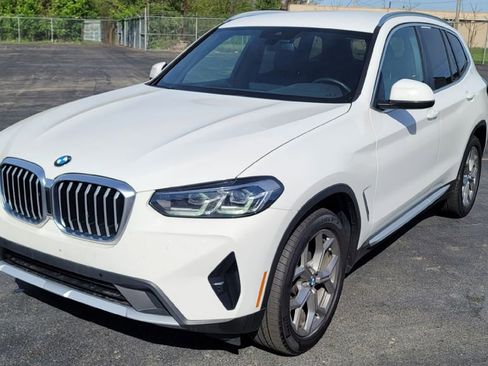 Used 2022 BMW X3 xDrive30i AWD/4WD image 3