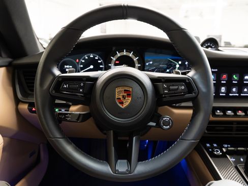 Used 2024 Porsche 911 Carrera S image 18