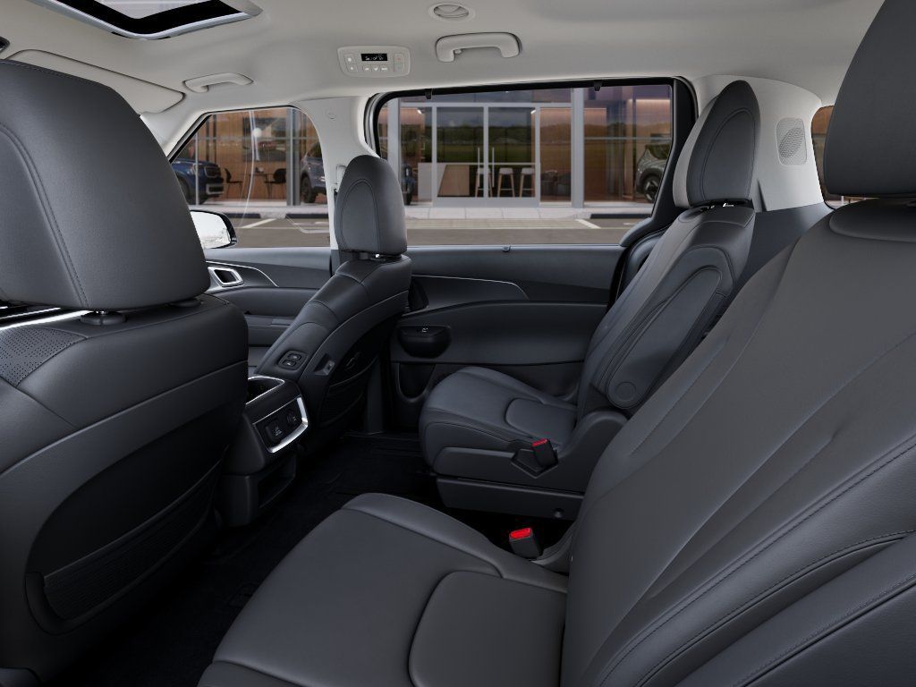 New 2027 Kia Carnival SX FWD image 18