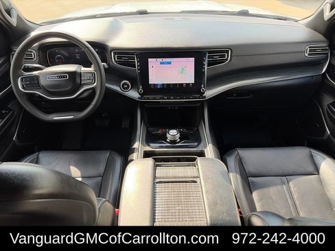 Used 2024 Jeep Wagoneer Series II w/ Flexible Seating Group RWD image 12