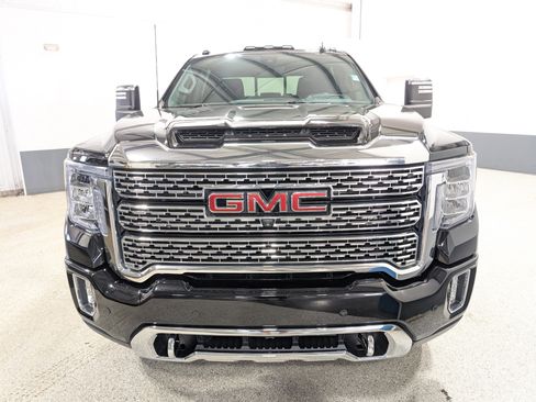 Used 2022 GMC Sierra 3500 Denali w/ Denali Ultimate Package AWD/4WD image 8