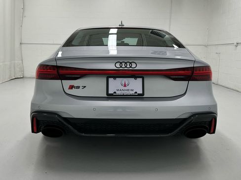Used 2023 Audi RS 7 Sportback w/ Carbon Optic Package AWD/4WD image 7