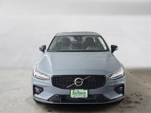Certified 2024 Volvo S60 B5 Core w/ Climate Package image 2