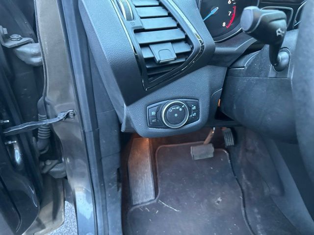 Used 2018 Ford Escape SEL w/ Canadian Touring Package AWD/4WD image 15