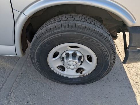 Used 2016 Chevrolet Express 2500 LS image 13