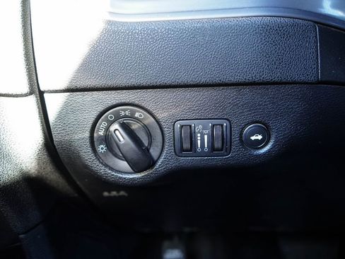 Used 2023 Dodge Charger SXT w/ Blacktop Package image 25