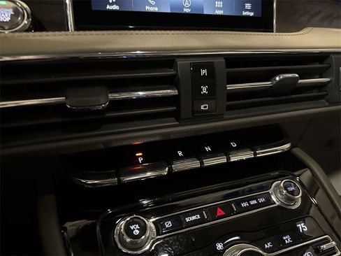 Certified 2020 Lincoln Corsair Reserve w/ Elements Package image 22