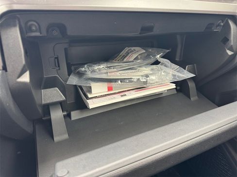 Used 2024 Toyota Tacoma TRD Sport w/ TRD Sport Upgrade Package image 27