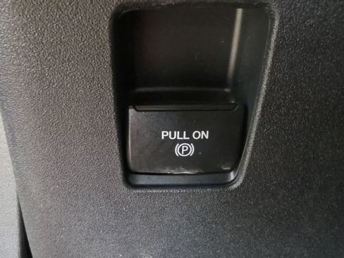 Used 2023 Ford Bronco 4-Door AWD/4WD image 19